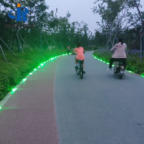 Double Side Solar Road Cat Eyes With Stem For Car Park